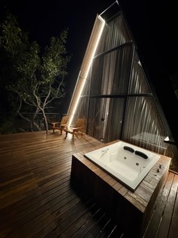 Cabana Ipê - Luxo, conforto e natureza - miniatura 3